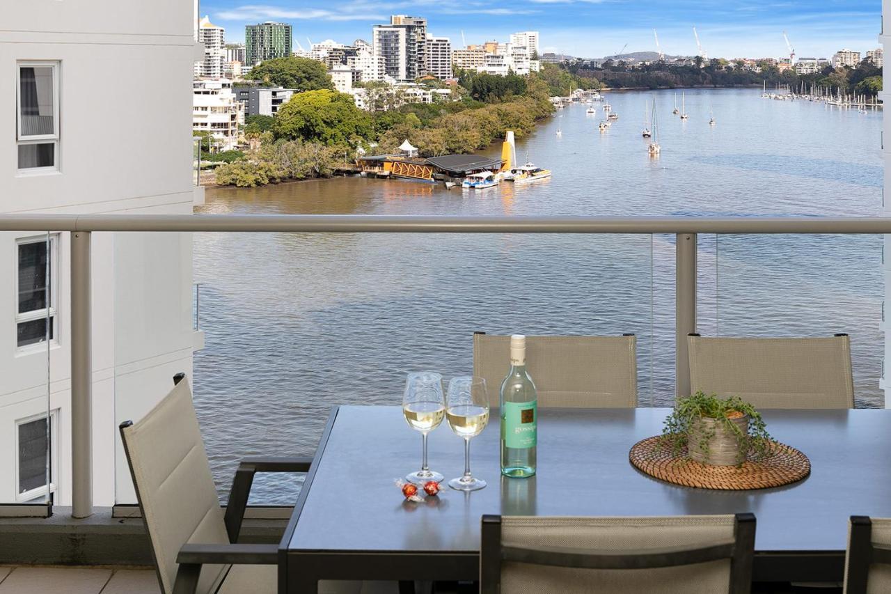 Amazing River View - 3 Bedroom Apartment - Brisbane Cbd - Netflix - Fast Wifi - Carpark Bagian luar foto