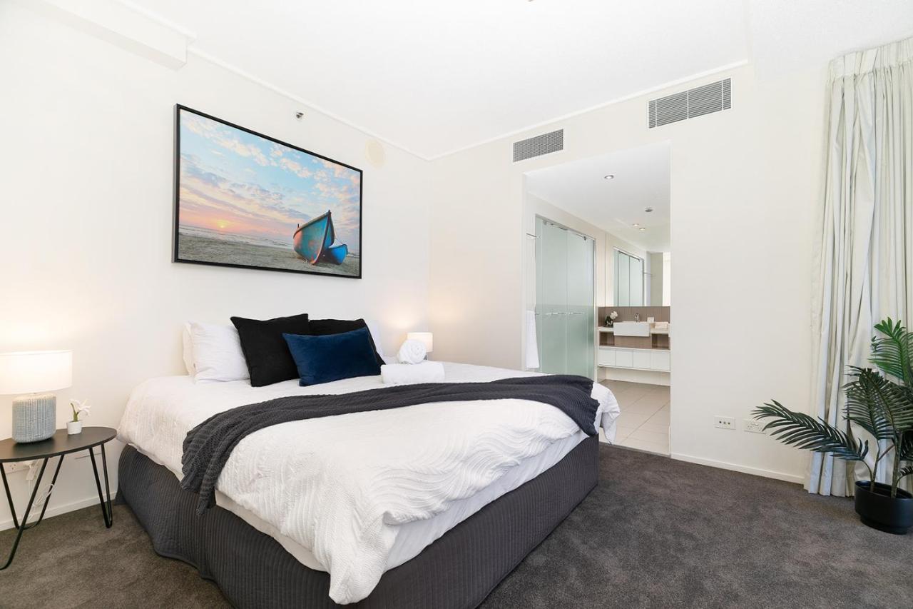 Amazing River View - 3 Bedroom Apartment - Brisbane Cbd - Netflix - Fast Wifi - Carpark Bagian luar foto