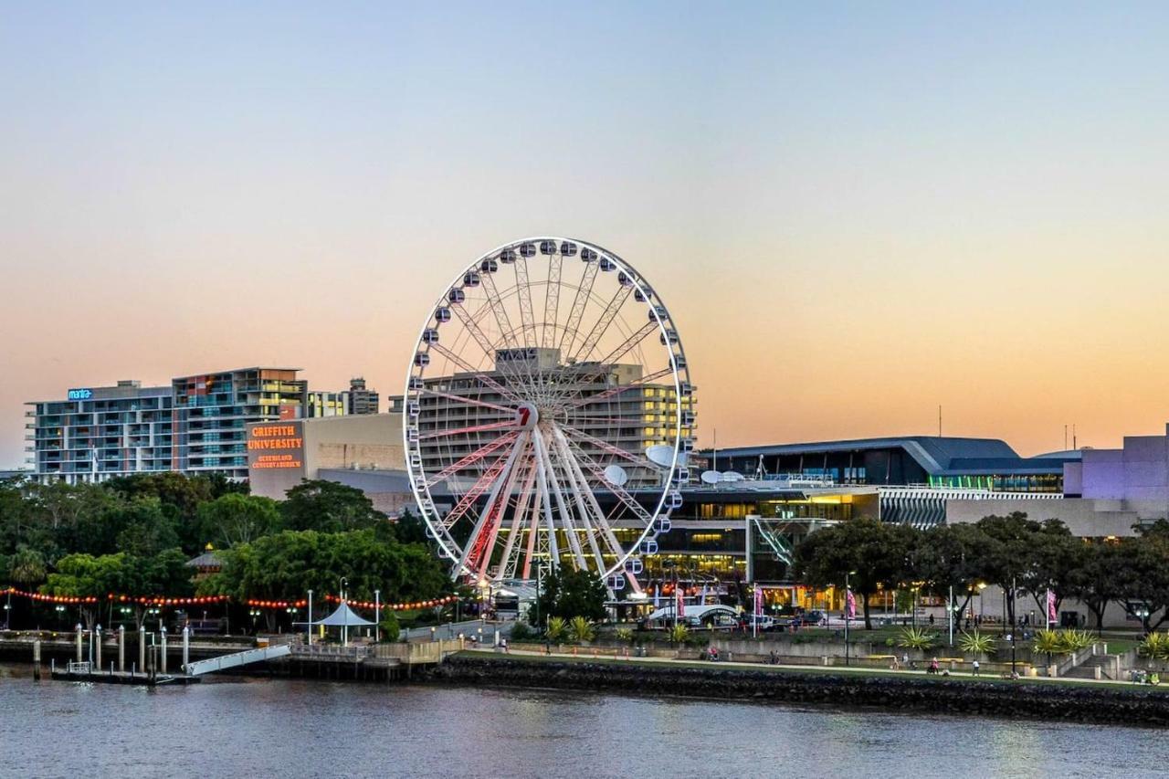 Amazing River View - 3 Bedroom Apartment - Brisbane Cbd - Netflix - Fast Wifi - Carpark Bagian luar foto