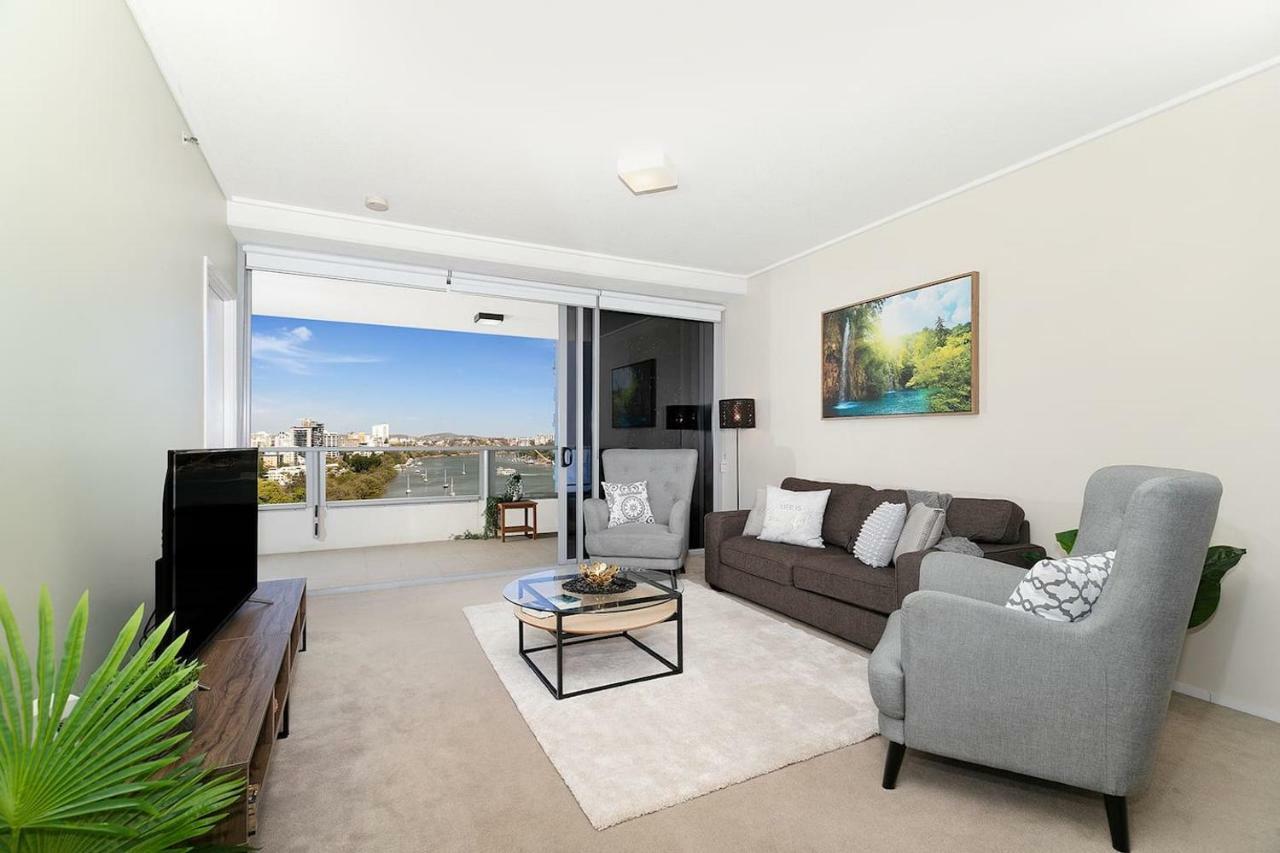 Amazing River View - 3 Bedroom Apartment - Brisbane Cbd - Netflix - Fast Wifi - Carpark Bagian luar foto
